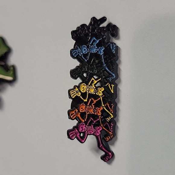 Grateful Dead pins the dancing Bear and Skeletons dancing LOT 7 - Picture 3 of 4